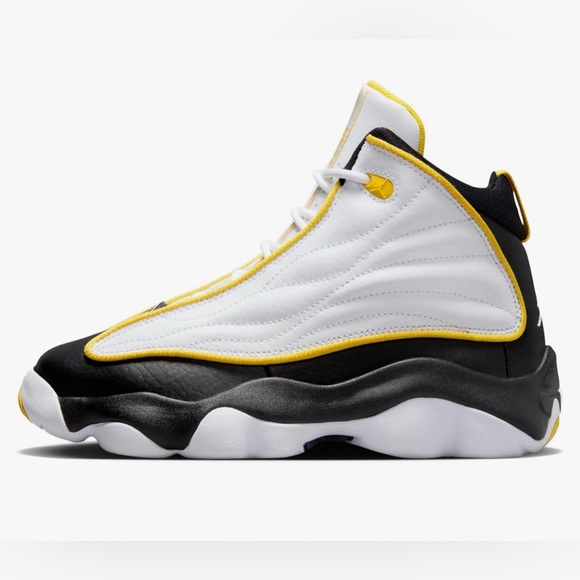 NIKE - AIR JORDAN || Pro Strong GS Tour Kids Sneakers. Sz. 5Y - Picture 3 of 17